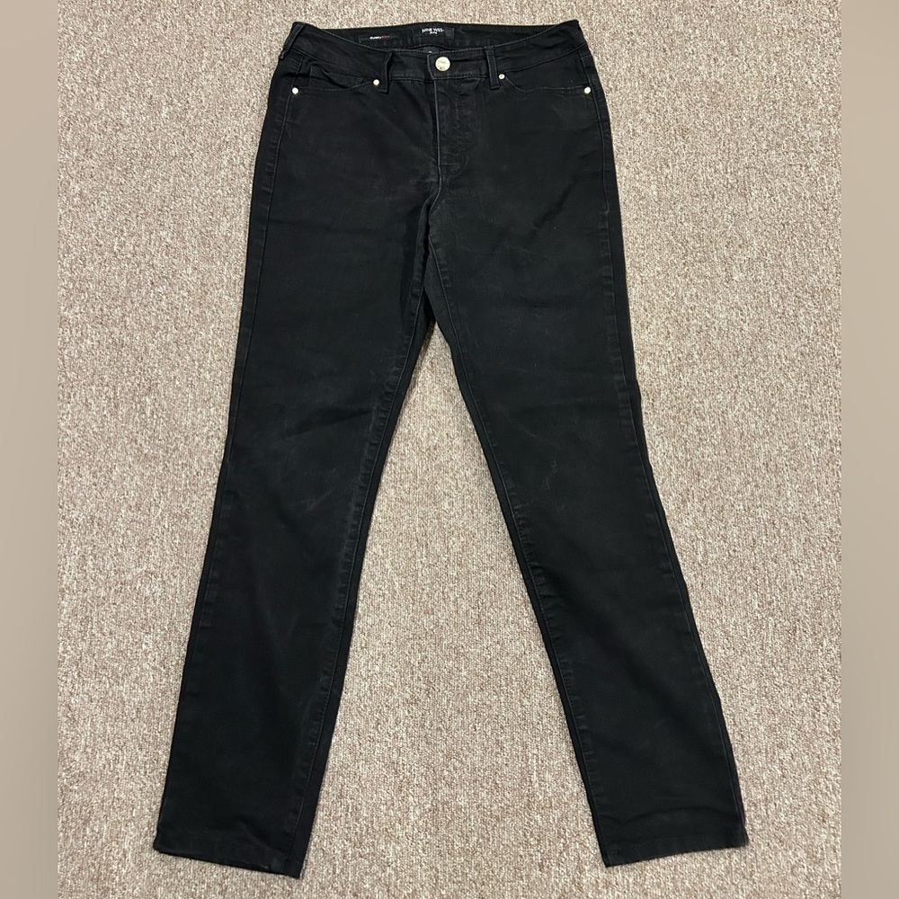 Nine West Classic Black Women's Jeans. Size 10. Excellent condition